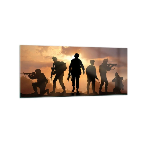 Quadro su vetro - Soldati sullo sfondo del sole al tramonto in un ambiente dinamico - 120x50cm - Brothers in arms - Decorazione murale moderna per soggiorno e camera da letto ARTTOR