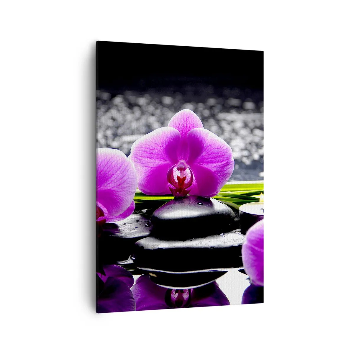 Quadro su tela - Stampe su Tela - Orchidee viola su uno sfondo di pietre e candele in un ambiente rilassante - 70x100cm - Annegare nel silenzio e nella pace - Decorazione murale moderna per soggiorno e camera da letto ARTTOR