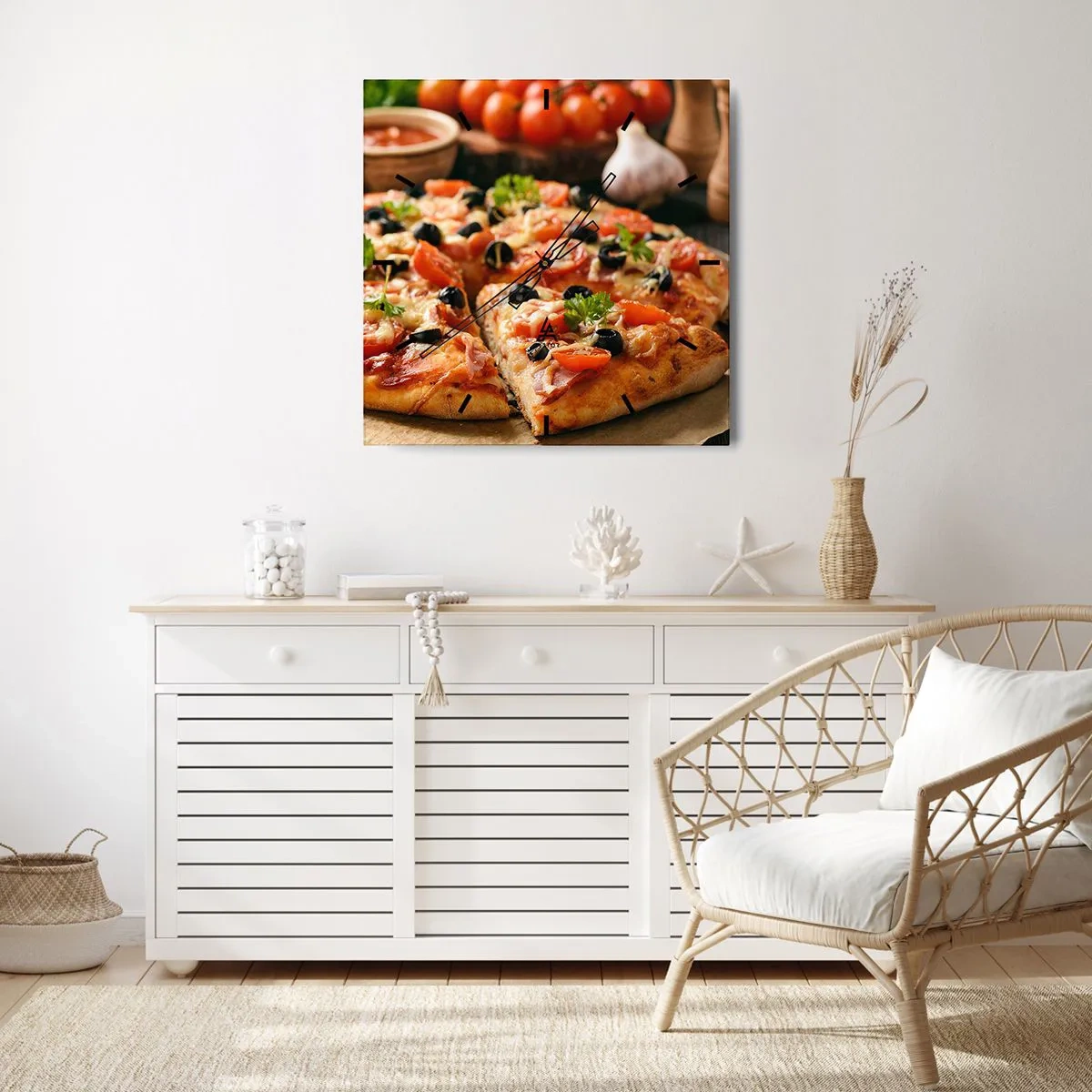 Orologio da parete - Orologio in Vetro - Pizza con pomodori, olive ed erbe fresche sul tavolo - 30x30cm - Te la sei nuovamente cavata - Decorazione murale moderna per soggiorno e camera da letto ARTTOR