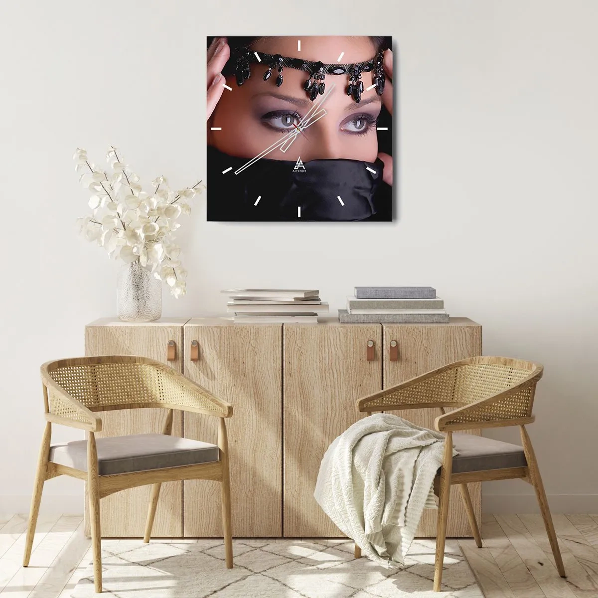 Orologio da parete - Orologio in Vetro - Misteriosa tentatrice d'oriente - 30x30 cm