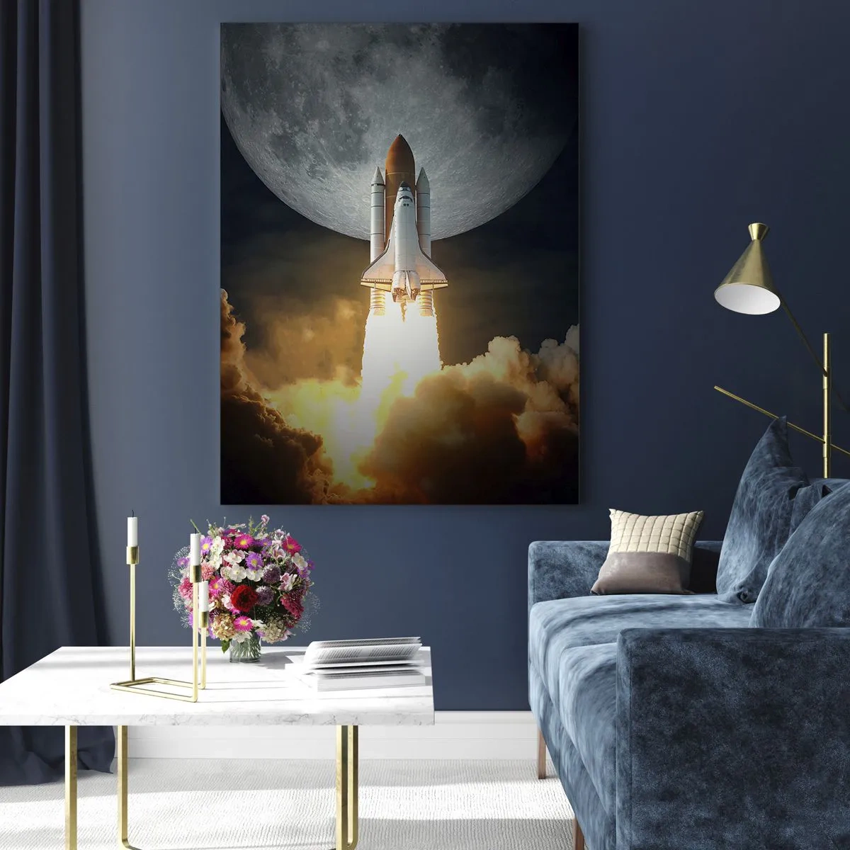 Quadro su vetro - Un razzo che decolla sullo sfondo della luna piena circondata da nuvole dinamiche. - 80x120cm - L'inizio di un'avventura spaziale - Decorazione murale moderna per soggiorno e camera da letto ARTTOR