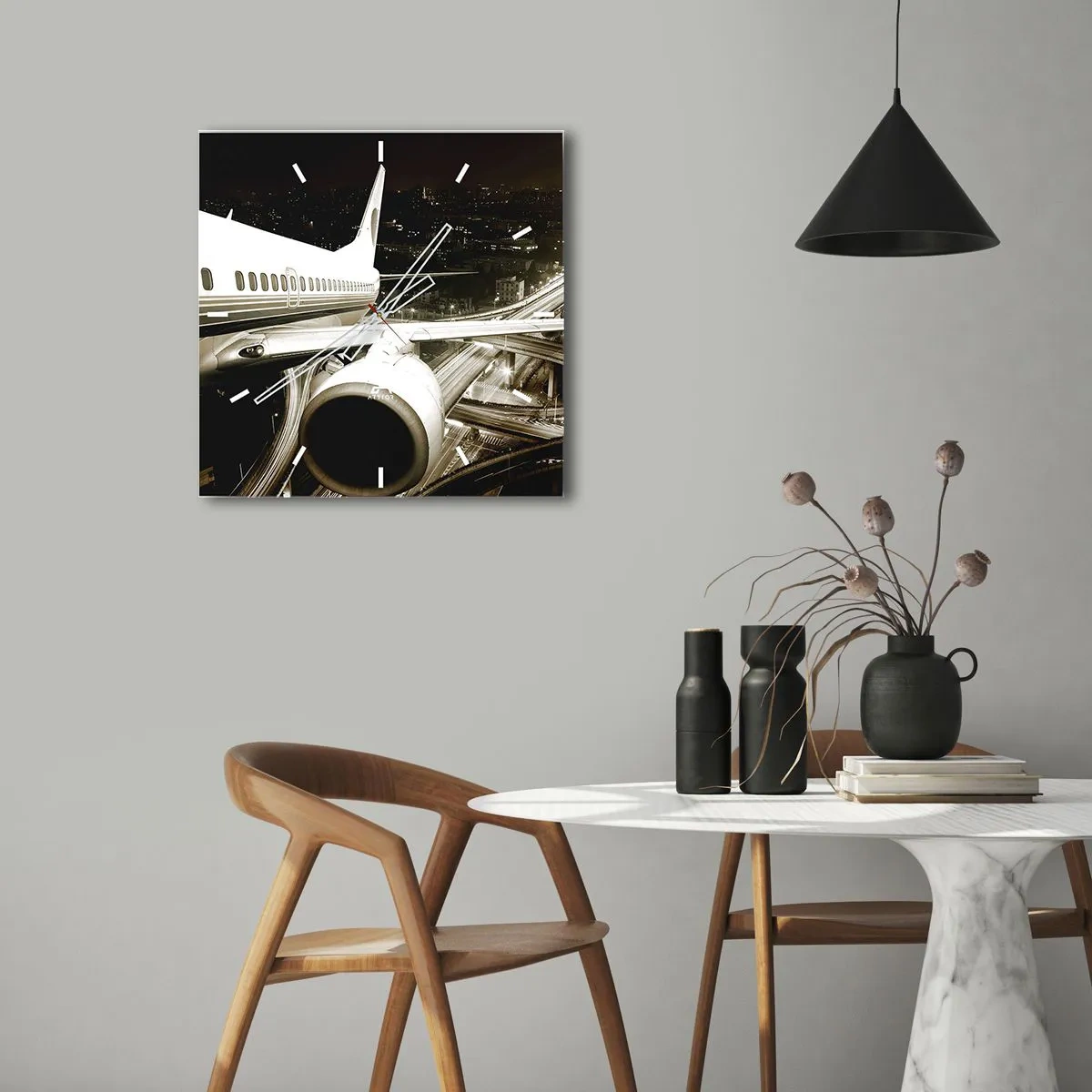 Orologio da parete - Orologio in Vetro - Un aereo sopra una città notturna con autostrade illuminate - 30x30cm - Volare di notte - Decorazione murale moderna per soggiorno e camera da letto ARTTOR
