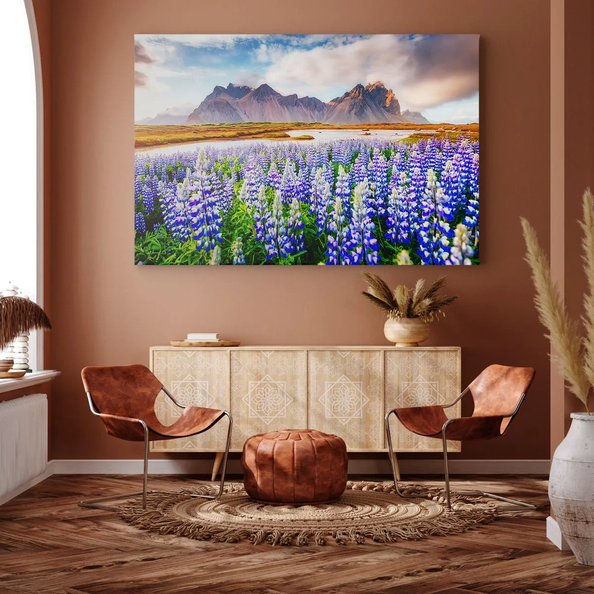 Quadro su tela - Stampe su Tela - Fiori in un paesaggio montano con un cielo pittoresco - 70x50cm - Forza e asprezza accanto alla mitezza - Decorazione murale moderna per soggiorno e camera da letto ARTTOR