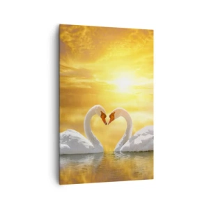 Quadro su tela - Stampe su Tela - Una scena romantica di due cigni che formano un cuore sullo sfondo di un tramonto dorato. - 80x120cm - Cuore è la più bella parola del mondo… - Decorazione murale moderna per soggiorno e camera da letto ARTTOR