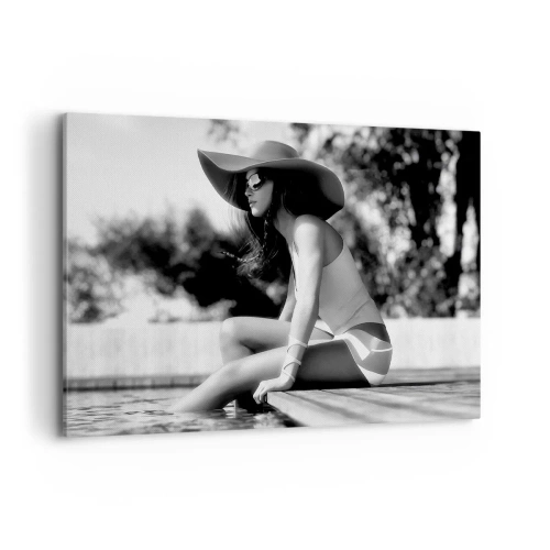 Quadro su tela - Stampe su Tela - Donna con cappello in piscina in bianco e nero - 100x70cm - Sogno estivo - Decorazione murale moderna per soggiorno e camera da letto ARTTOR