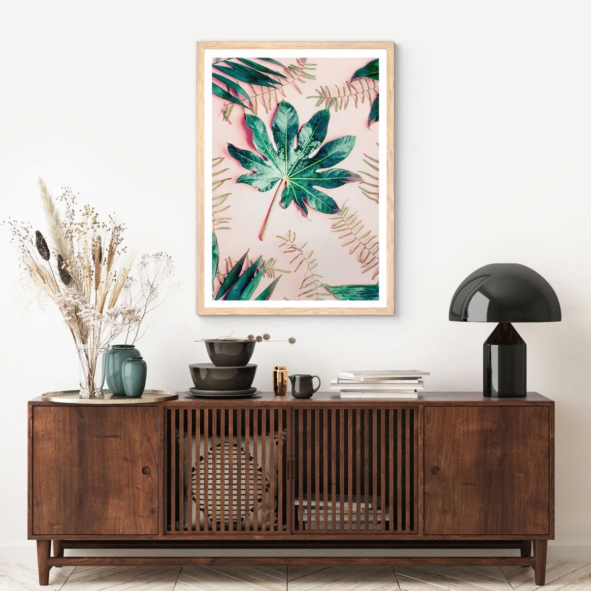 Poster in cornice rovere chiaro - Studio di verde su sfondo rosa - 61x91 cm