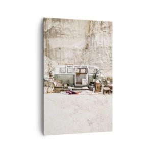 Quadro su tela - Stampe su Tela - Un camper retrò dal design boho sullo sfondo di un paesaggio roccioso. - 80x120cm - è tempo di viaggiare - Decorazione murale moderna per soggiorno e camera da letto ARTTOR