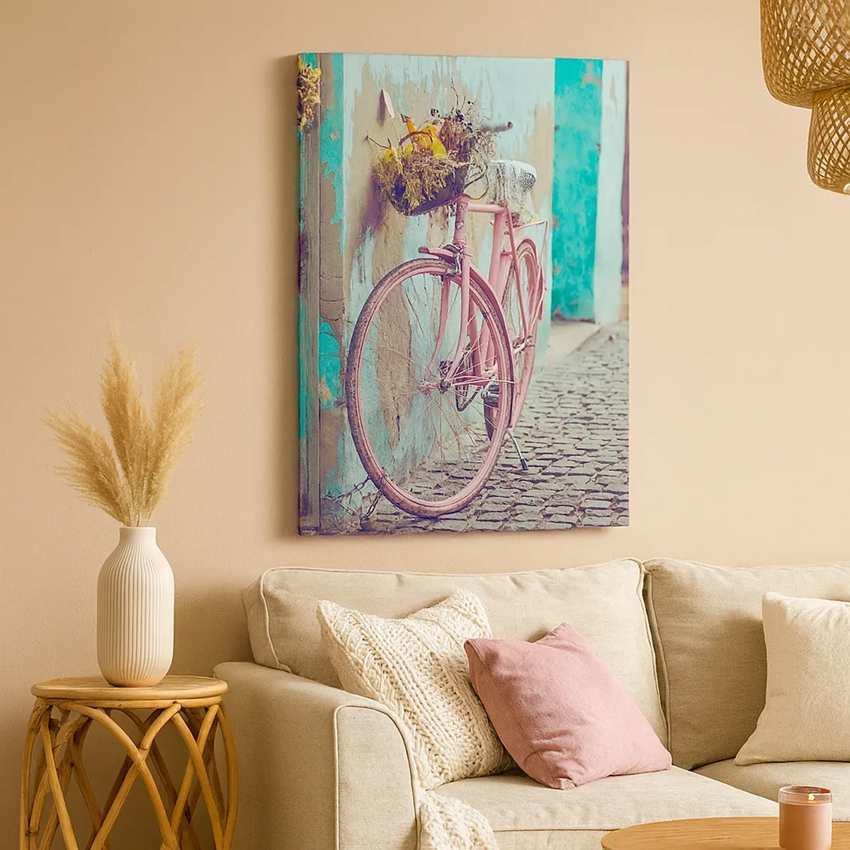 Quadro su tela - Stampe su Tela - Una bicicletta rosa vicino a una porta turchese - 50x70cm - Torno subito - Decorazione murale moderna per soggiorno e camera da letto ARTTOR