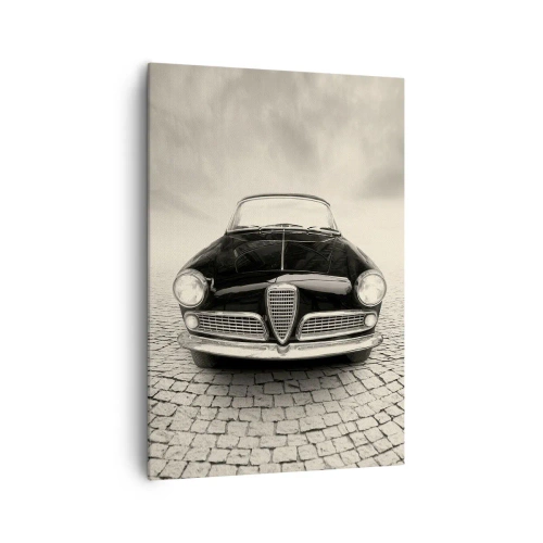 Quadro su tela - Stampe su Tela - Un'auto d'epoca su una piazza di ciottoli in stile monocromatico - 70x100cm - Come non amarmi? - Decorazione murale moderna per soggiorno e camera da letto ARTTOR