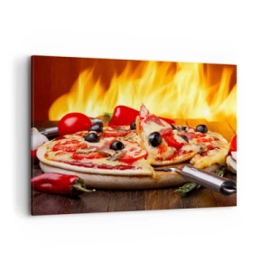 Quadro su tela - Stampe su Tela - Pizza con olive, pomodori e peperoni su sfondo di fiamme - 120x80cm - From Italy with love - Decorazione murale moderna per soggiorno e camera da letto ARTTOR