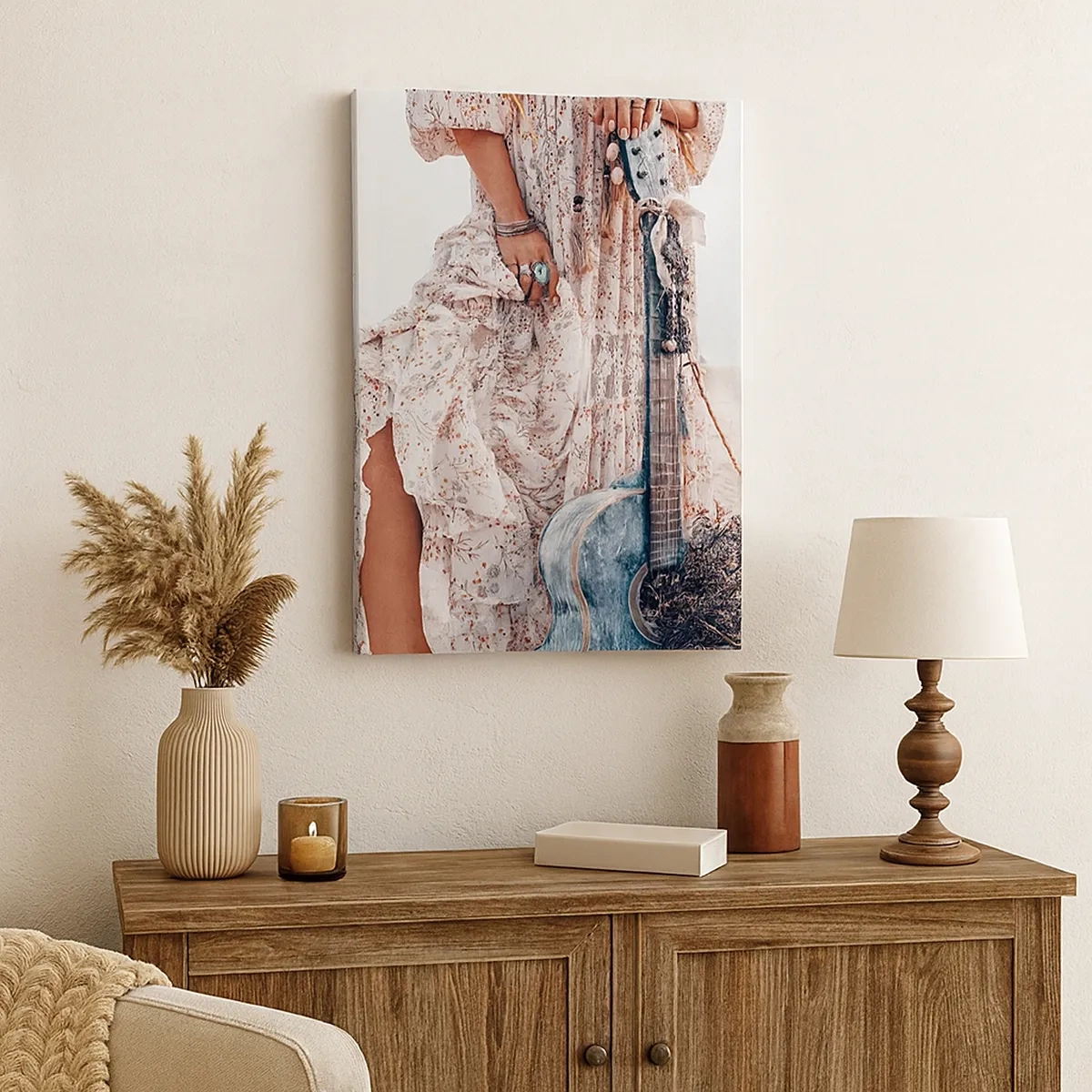 Quadro su tela - Stampe su Tela - Donna in stile boho con chitarra sulla spiaggia - 50x70cm - Figli dei fiori in cammino - Decorazione murale moderna per soggiorno e camera da letto ARTTOR