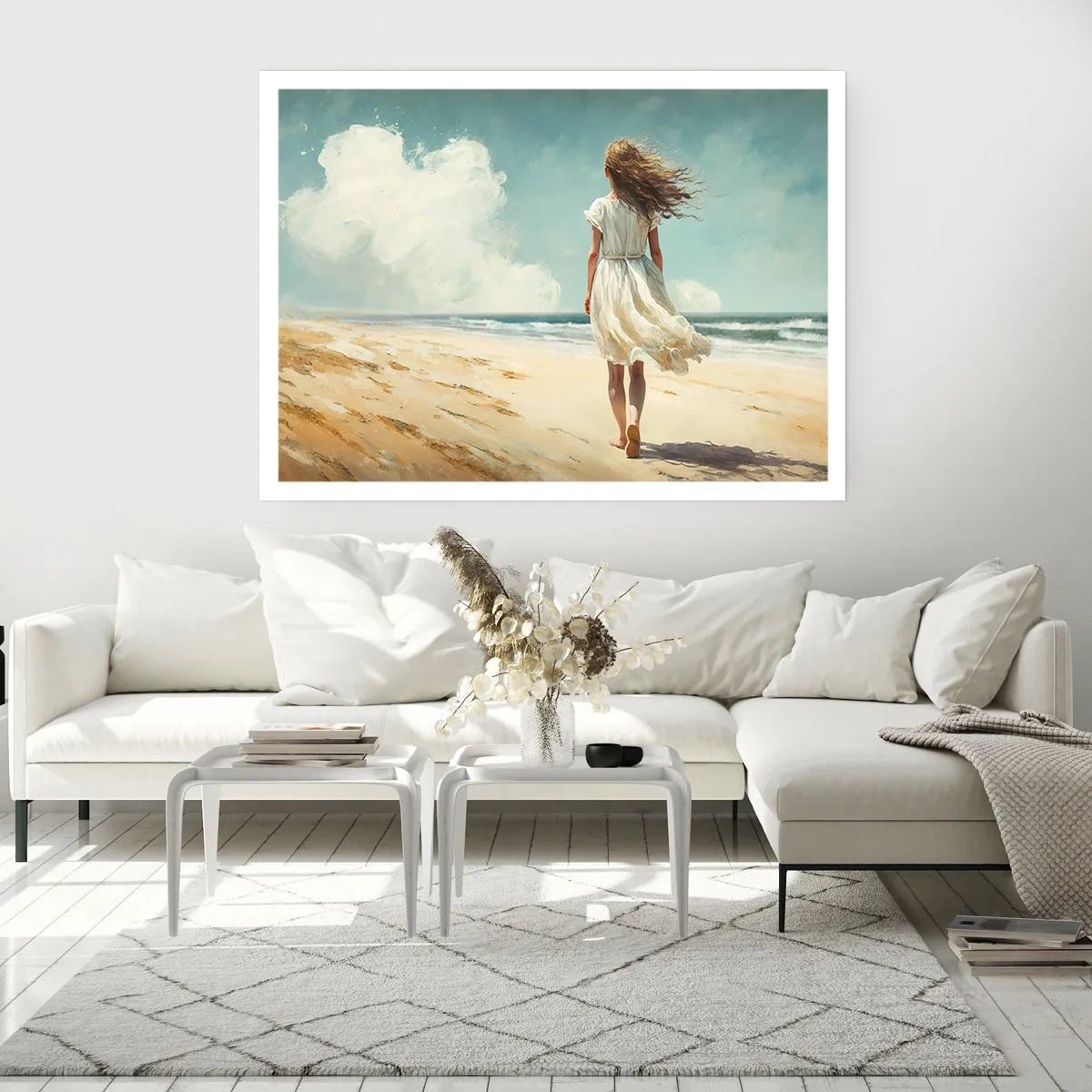 Poster - Una donna in abito bianco che cammina sulla spiaggia in una giornata di sole - 100x70cm - Dove sole e vento si incontrano - Decorazione murale moderna per soggiorno e camera da letto ARTTOR