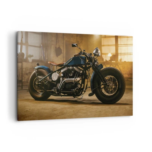 Quadro su tela - Stampe su Tela - Una motocicletta elegante in un interno industriale con luci calde - 120x80cm - Posso tutto - Decorazione murale moderna per soggiorno e camera da letto ARTTOR