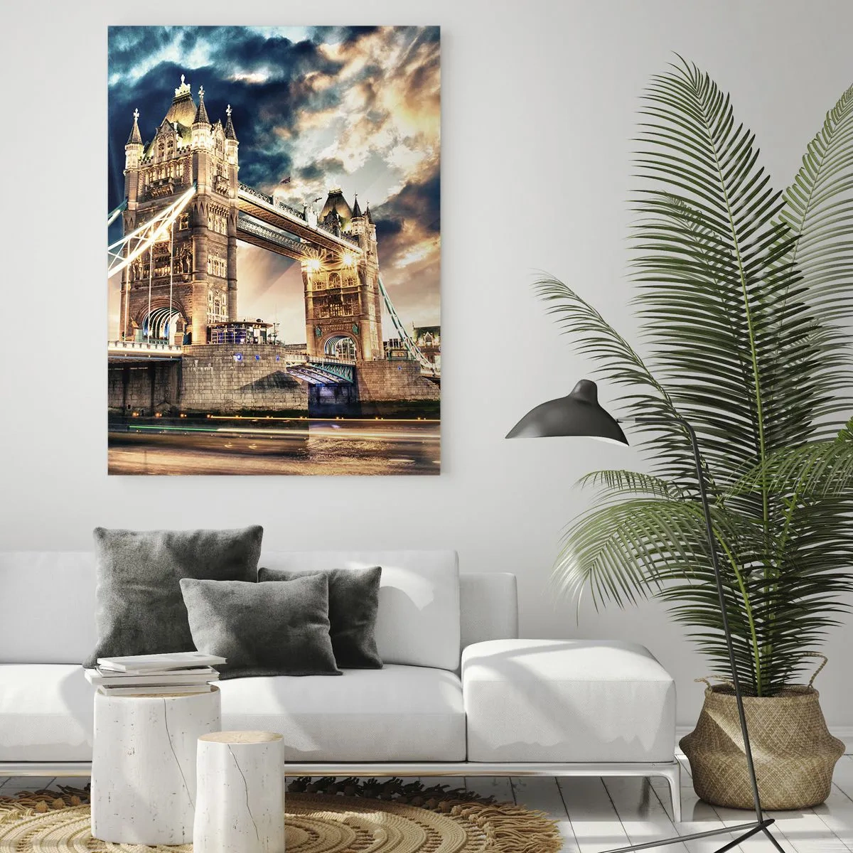 Quadro su vetro - Tower Bridge al tramonto contro un cielo dinamico - 80x120cm - Il monumento dell'impero britannico - Decorazione murale moderna per soggiorno e camera da letto ARTTOR