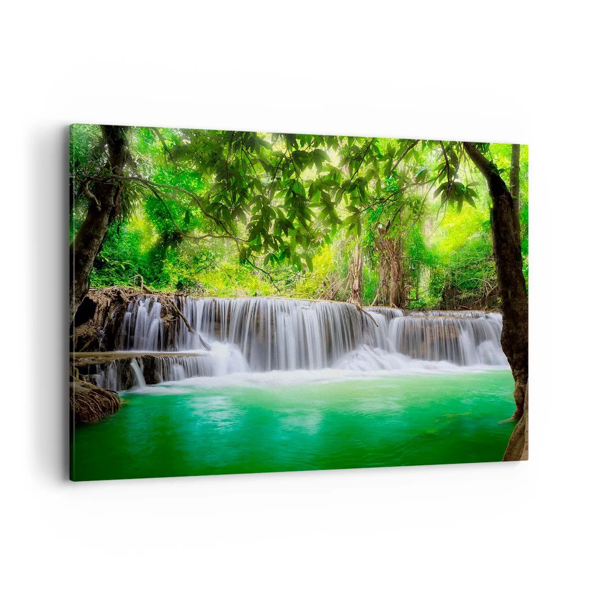 Quadro su tela - Stampe su Tela - Una cascata verde circondata da una fitta vegetazione tropicale - 120x80cm - Cascata nel verde - Decorazione murale moderna per soggiorno e camera da letto ARTTOR