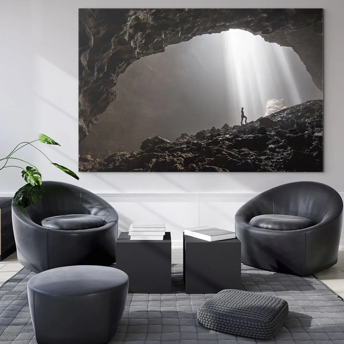 Quadro su vetro - Una figura in una grotta illuminata da raggi di luce, circondata da rocce scure - 70x50cm - Grotta luminosa - Decorazione murale moderna per soggiorno e camera da letto ARTTOR