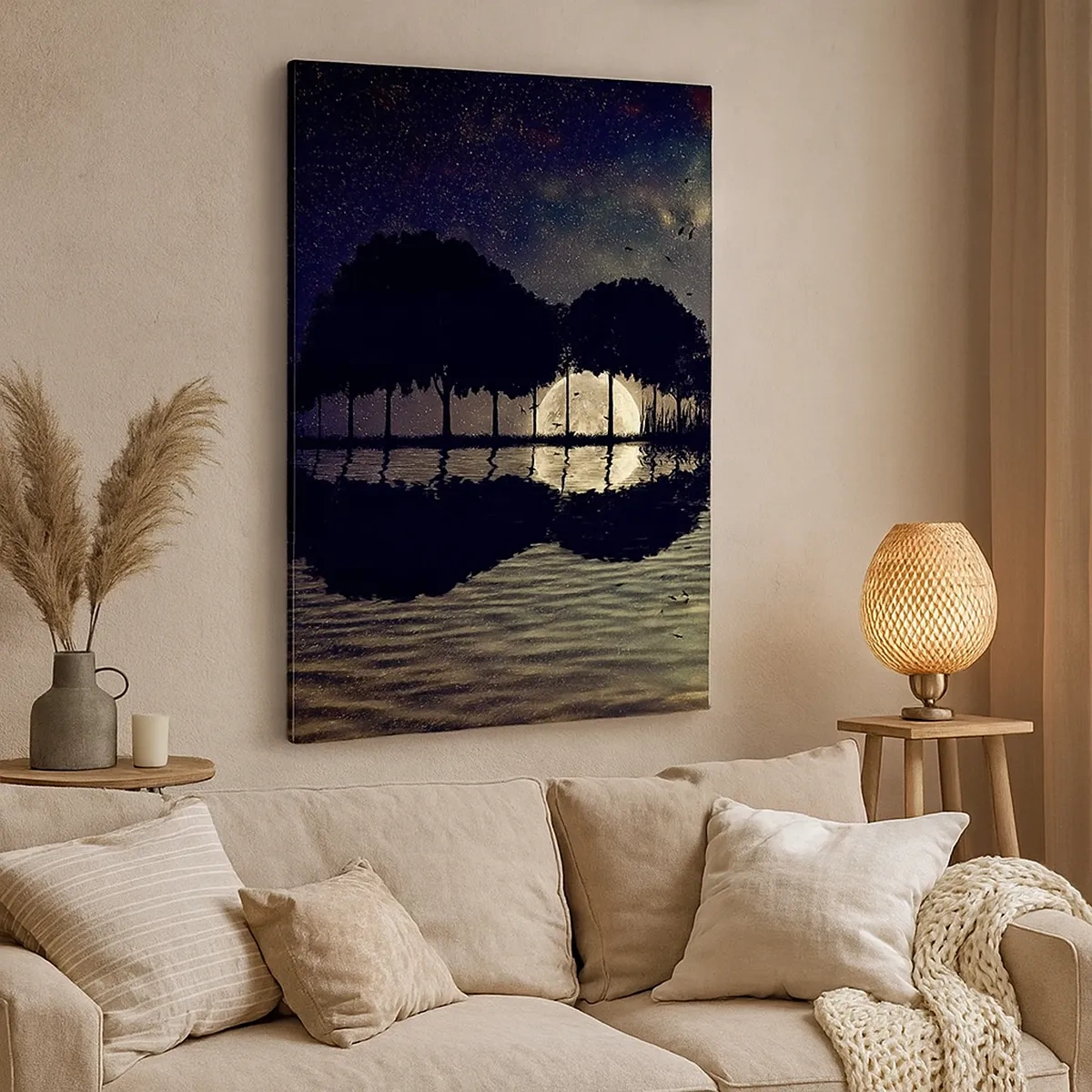 Quadro su tela - Stampe su Tela - Una notte magica con gli alberi e la luna riflessa sull'acqua - 50x70cm - Notte ai confini del mondo - Decorazione murale moderna per soggiorno e camera da letto ARTTOR