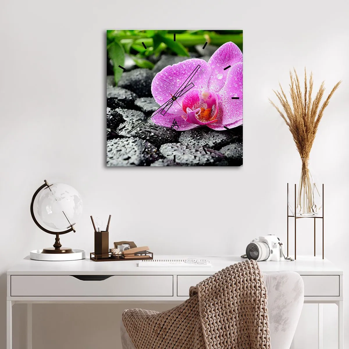 Orologio da parete - Orologio in Vetro - Orchidea rosa su pietre nere bagnate con foglie verdi - 30x30cm - Come un cuore aperto - Decorazione murale moderna per soggiorno e camera da letto ARTTOR