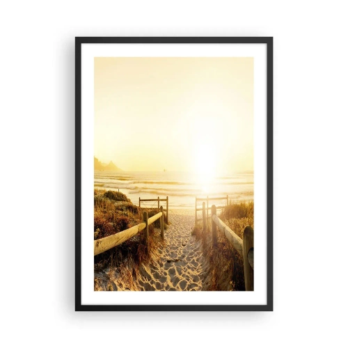 Poster in cornice nera - Il sentiero verso la spiaggia illuminato dai raggi del sole al tramonto - 50x70cm - Attraverso la duna, verso il sole - Decorazione murale moderna per soggiorno e camera da letto ARTTOR