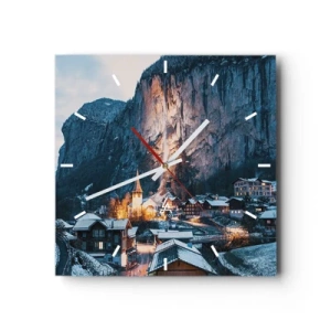 Orologio da parete - Orologio in Vetro - Un pittoresco villaggio invernale circondato dalle montagne - 30x30cm - Lo spirito luminoso dell'inverno - Decorazione murale moderna per soggiorno e camera da letto ARTTOR