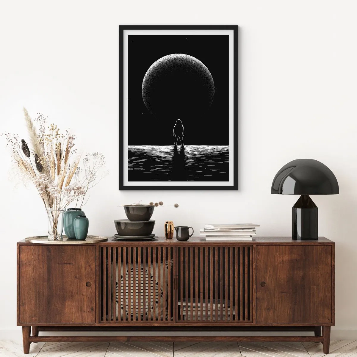Poster in cornice nera - Un astronauta sullo sfondo di un enorme pianeta nello spazio - 50x70cm - Faccia a faccia - Decorazione murale moderna per soggiorno e camera da letto ARTTOR