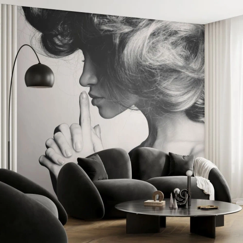 Fotomurali Premium Canvas - Ascoltando se stessa - Donna, Modello, Volto di donna - 400x280 cm
