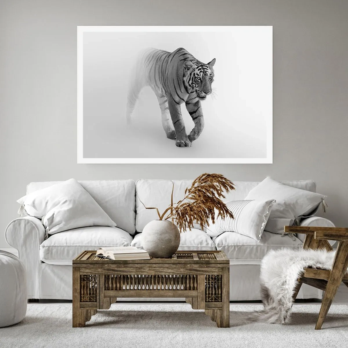 Poster - Una tigre che emerge dalla nebbia - 100x70cm - Incantato nella nebbia - Decorazione murale moderna per soggiorno e camera da letto ARTTOR