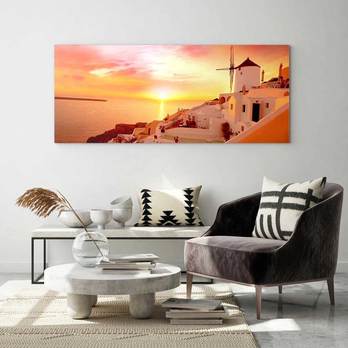 Quadro su vetro - Santorini al tramonto con un mulino a vento - 140x50cm - Sciogliersi nel bianco e nell'oro - Decorazione murale moderna per soggiorno e camera da letto ARTTOR