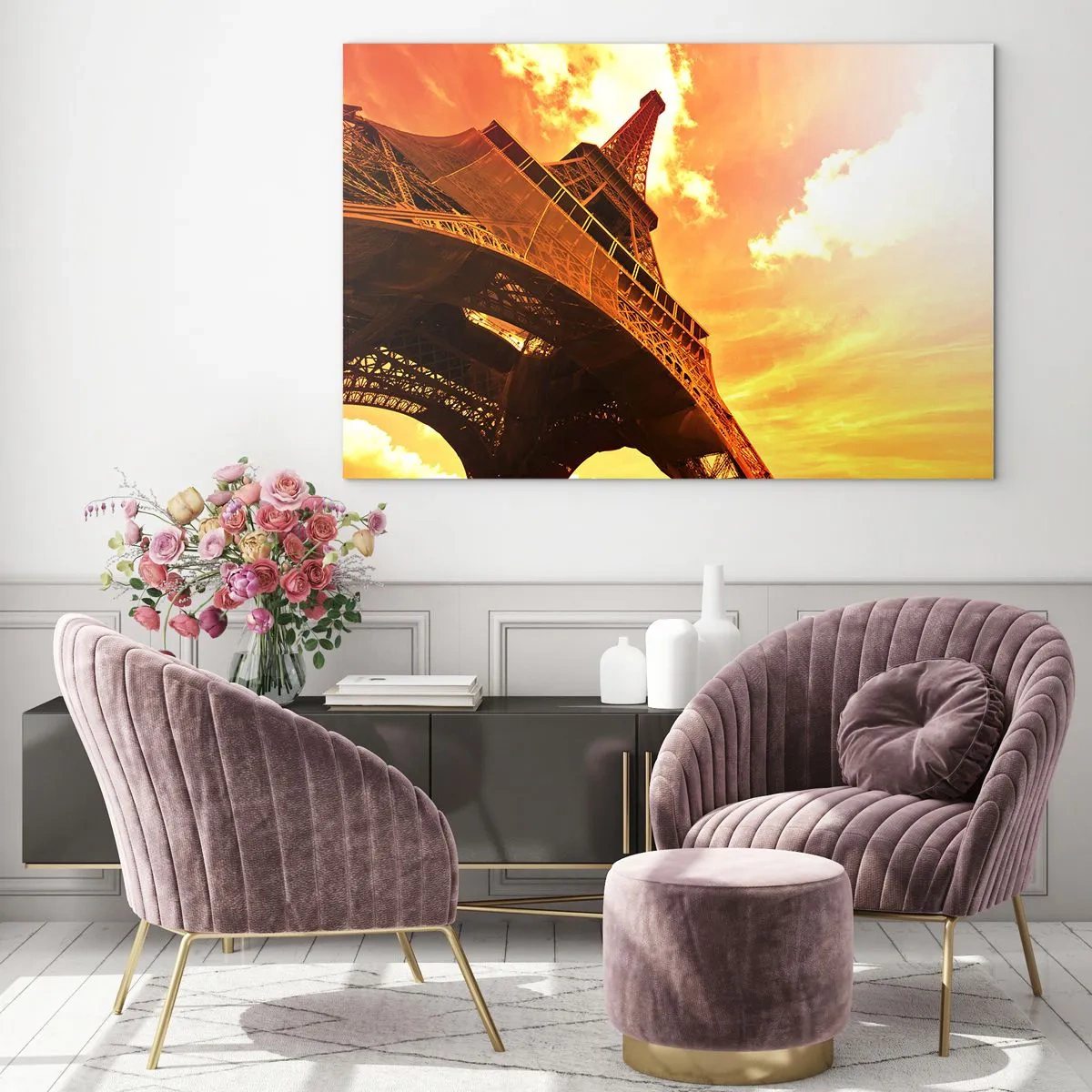 Quadro su vetro - La Torre Eiffel nelle calde tonalità dell'arancione al tramonto - 120x80cm - Monumentale, perché dorata dal sole - Decorazione murale moderna per soggiorno e camera da letto ARTTOR