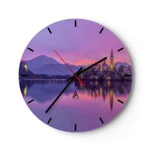 Orologio da parete - Orologio in Vetro - Un'isola con una chiesa su un lago al tramonto con un cielo viola - 30x30cm - Isola favolosa al crepuscolo - Decorazione murale moderna per soggiorno, cucina e camera da letto ARTTOR