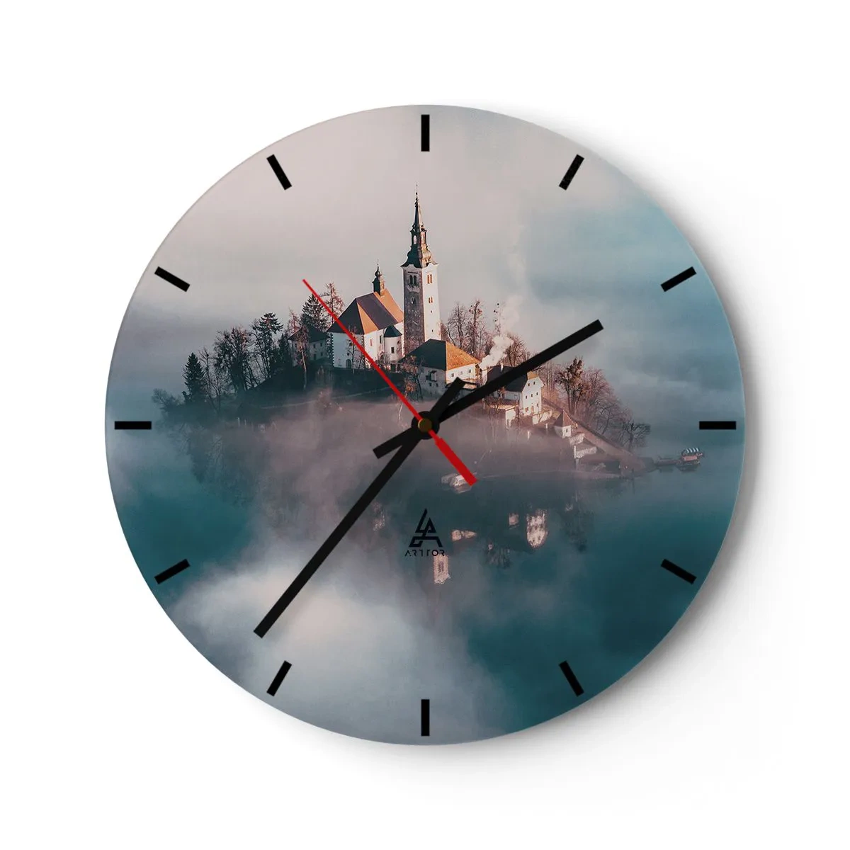 Orologio da parete - Orologio in Vetro - Un'isola con una chiesa circondata da nebbia e acqua - 30x30cm - L'isola dei sogni - Decorazione murale moderna per soggiorno, cucina e camera da letto ARTTOR