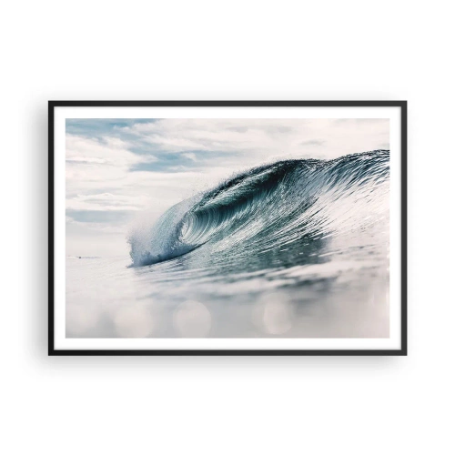 Poster in cornice nera - Un'onda del mare catturata in un momento dinamico contro il cielo - 100x70cm - Cima d'acqua - Decorazione murale moderna per soggiorno e camera da letto ARTTOR