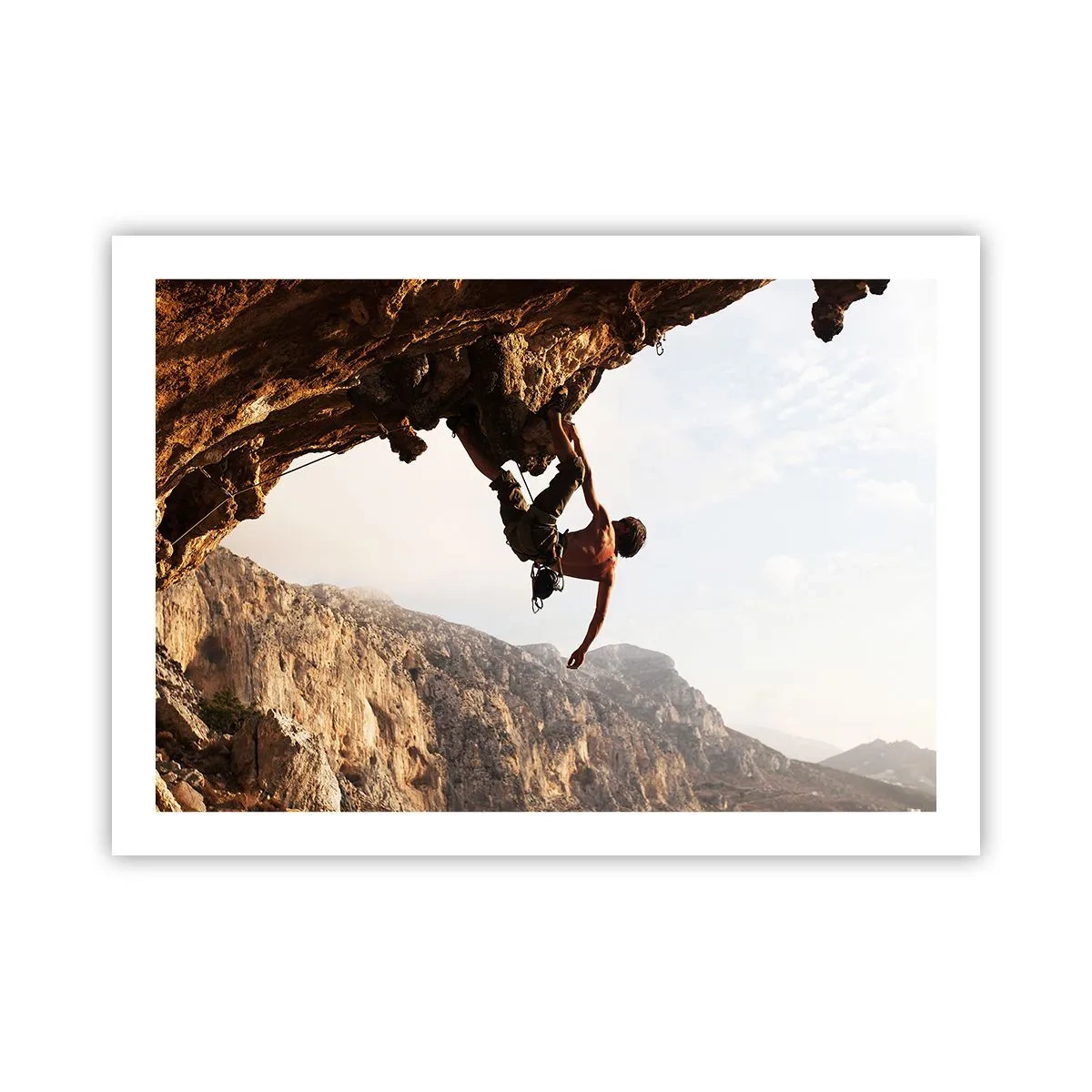 Poster - Il mondo ristretto in una mano sul bordo del masso - 70x50 cm