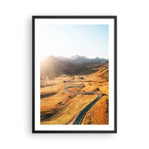 Poster in cornice nera - Una strada tortuosa attraverso campi dorati illuminati dal sole - 50x70cm - Nella valle dorata - Decorazione murale moderna per soggiorno e camera da letto ARTTOR