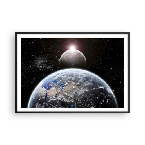 Poster in cornice nera - Il pianeta Terra e la Luna sullo sfondo dello spazio stellato. - 100x70cm - Paesaggio cosmico: sorgere del sole - Decorazione murale moderna per soggiorno e camera da letto ARTTOR