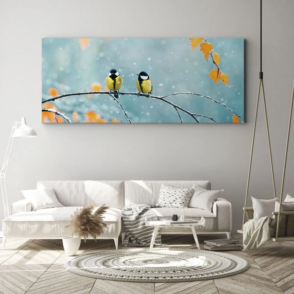 Quadro su tela - Stampe su Tela - Due uccelli su un ramo in un ambiente invernale con foglie gialle. - 140x50cm - Pettegolezzi alati - Decorazione murale moderna per soggiorno e camera da letto ARTTOR