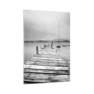 Quadro su vetro - Molo di legno su un lago calmo in bianco e nero - 50x70cm - Dietro i monti, dietro i mari - Decorazione murale moderna per soggiorno e camera da letto ARTTOR