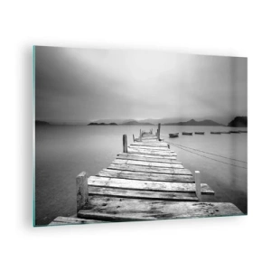 Quadro su vetro - Molo di legno su un lago calmo in bianco e nero - 70x50cm - Dietro i monti, dietro i mari - Decorazione murale moderna per soggiorno e camera da letto ARTTOR