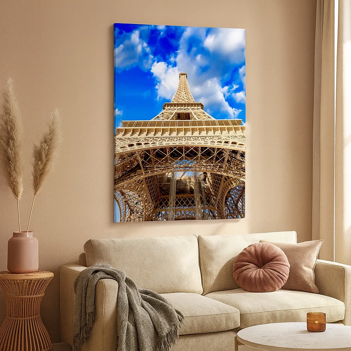 Quadro su tela - Stampe su Tela - La Torre Eiffel dal basso contro un cielo blu - 50x70cm - Toccare il cielo e le nuvole - Decorazione murale moderna per soggiorno e camera da letto ARTTOR