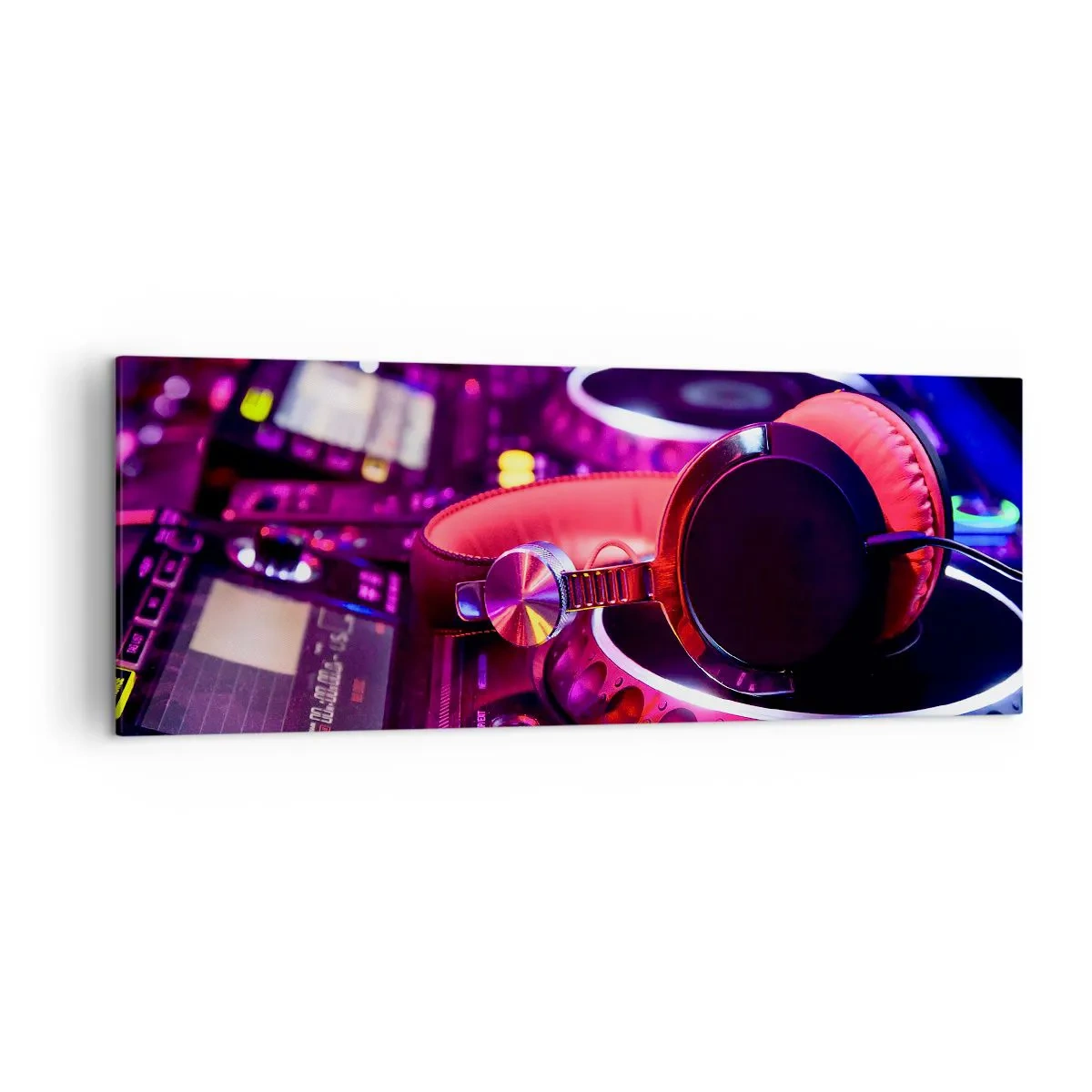 Quadro su tela - Stampe su Tela - Cuffie da DJ su una console con illuminazione al neon - 140x50cm - Prima che inizi la festa - Decorazione murale moderna per soggiorno e camera da letto ARTTOR