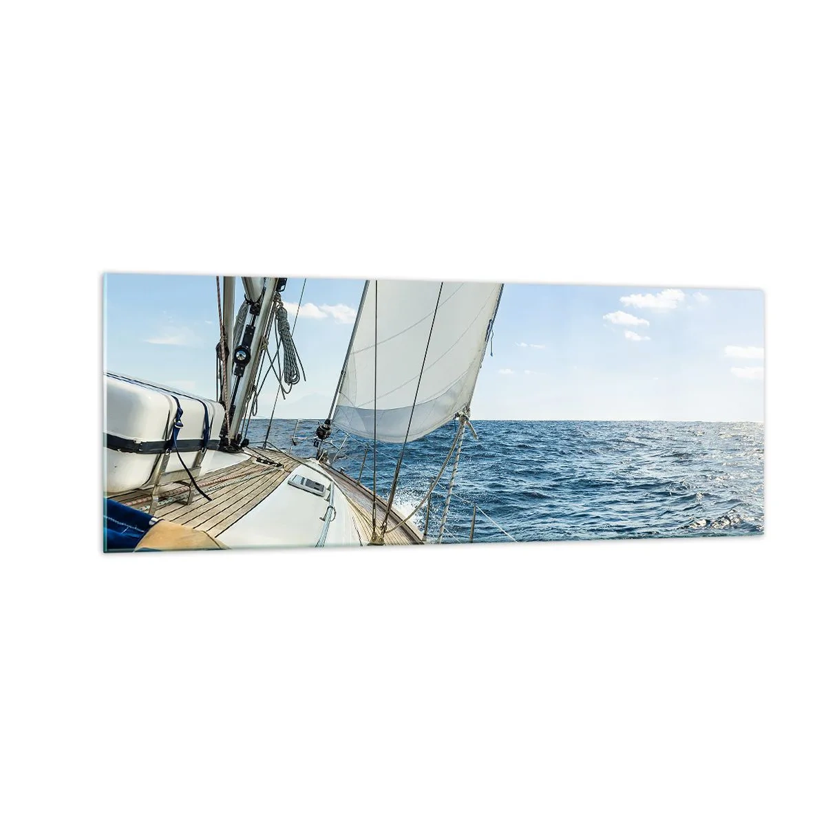 Quadro su vetro - Una barca a vela su un mare calmo sotto un cielo azzurro - 140x50cm - Benvenuta avventura - Decorazione murale moderna per soggiorno e camera da letto ARTTOR