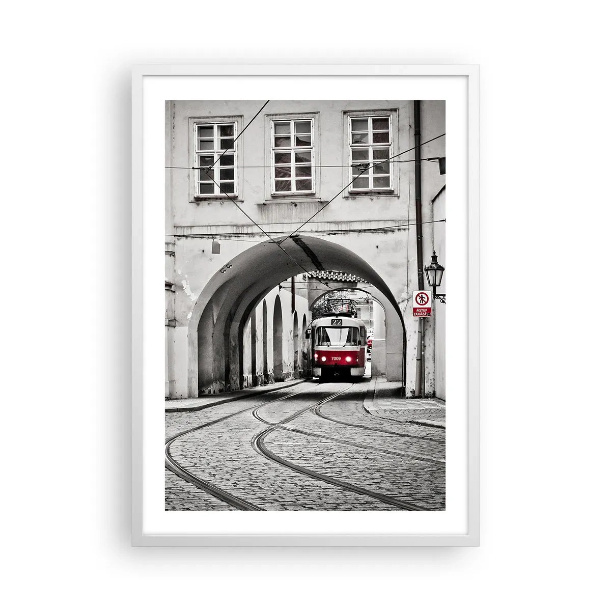 Poster in cornice bianca - Attraverso il labirinto cittadino - 50x70 cm