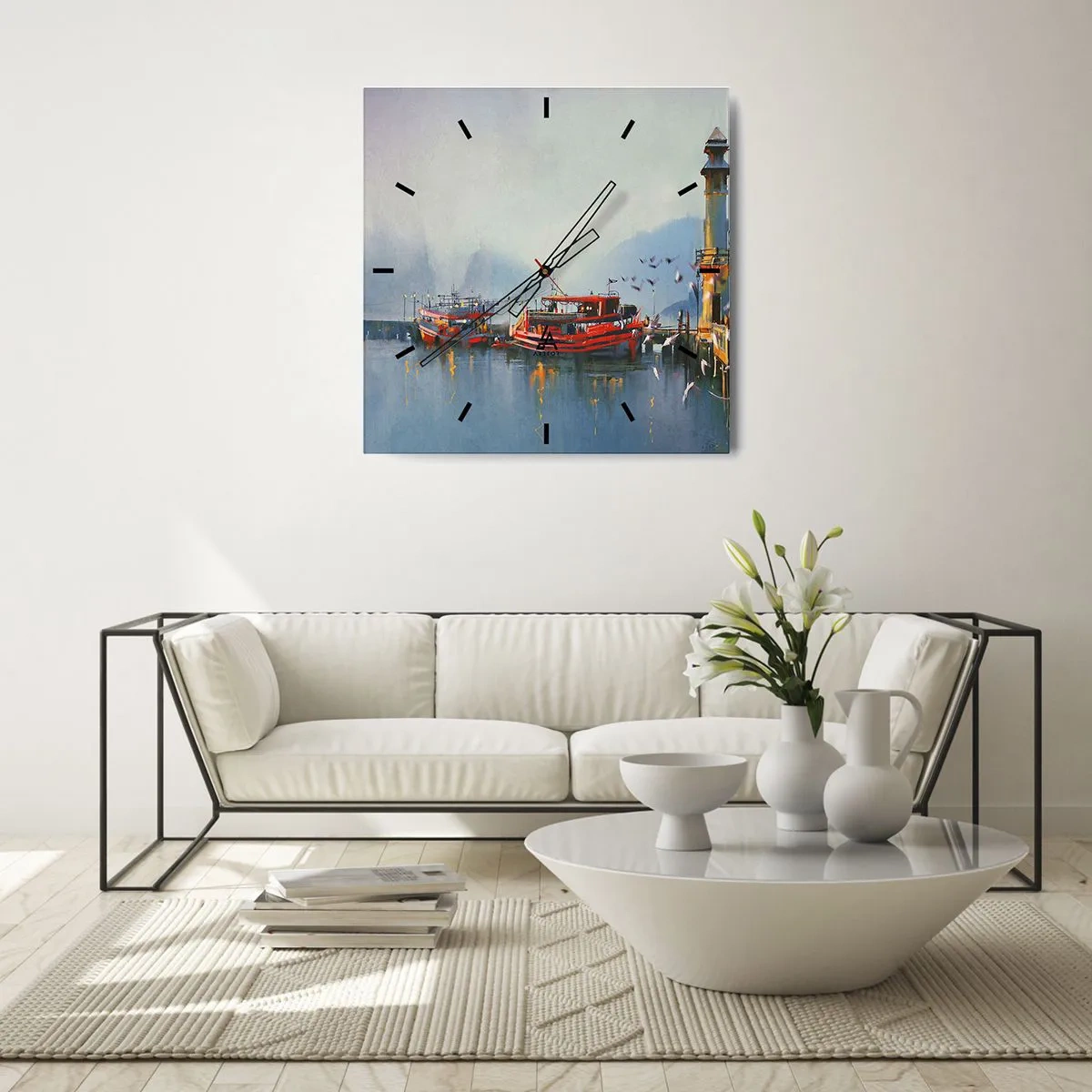 Orologio da parete - Orologio in Vetro - Un porto con barche rosse circondato da un paesaggio nebbioso - 30x30cm - Alla fine del mondo - Decorazione murale moderna per soggiorno e camera da letto ARTTOR