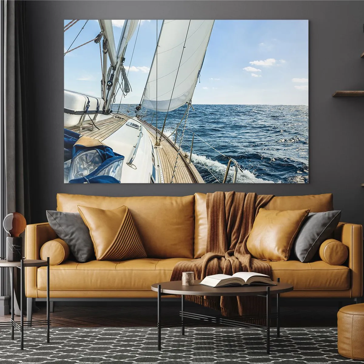 Quadro su vetro - Uno yacht in mare aperto con le vele spiegate - 70x50cm - Benvenuta avventura - Decorazione murale moderna per soggiorno e camera da letto ARTTOR