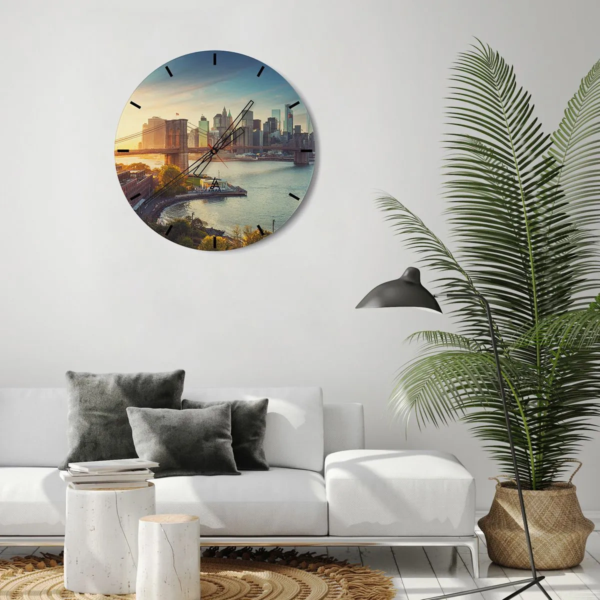 Orologio da parete - Orologio in Vetro - Vista del ponte di Brooklyn e dello skyline della città al tramonto - 30x30cm - L'alba nella grande città - Decorazione murale moderna per soggiorno, cucina e camera da letto ARTTOR