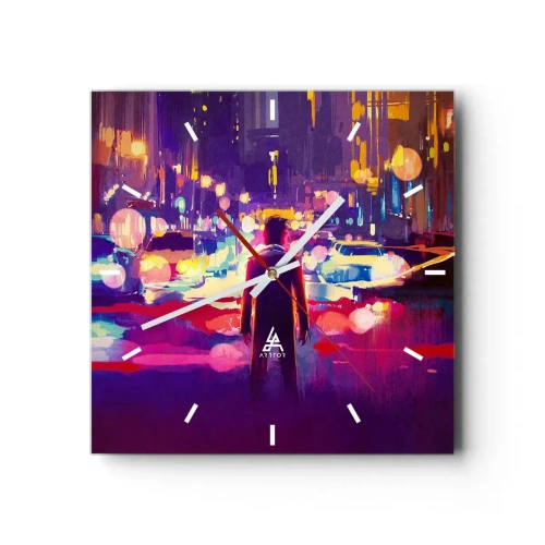 Orologio da parete - Orologio in Vetro - Un uomo in una scena notturna di una città al neon - 30x30cm - Immerso nella luce - Decorazione murale moderna per soggiorno e camera da letto ARTTOR