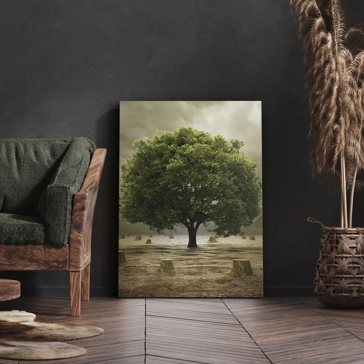 Quadro su tela - Stampe su Tela - Un albero verde circondato da tronchi d'albero abbattuti contro un cielo nuvoloso - 80x120cm - Ogni speranza - Decorazione murale moderna per soggiorno e camera da letto ARTTOR