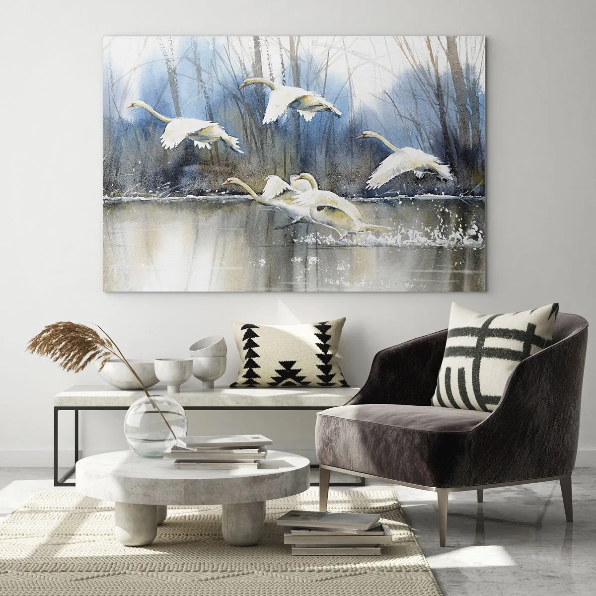 Quadro su vetro - Cigni selvatici che volano sopra un tranquillo lago nella foresta - 70x50cm - Come la favola dei cigni selvatici - Decorazione murale moderna per soggiorno e camera da letto ARTTOR
