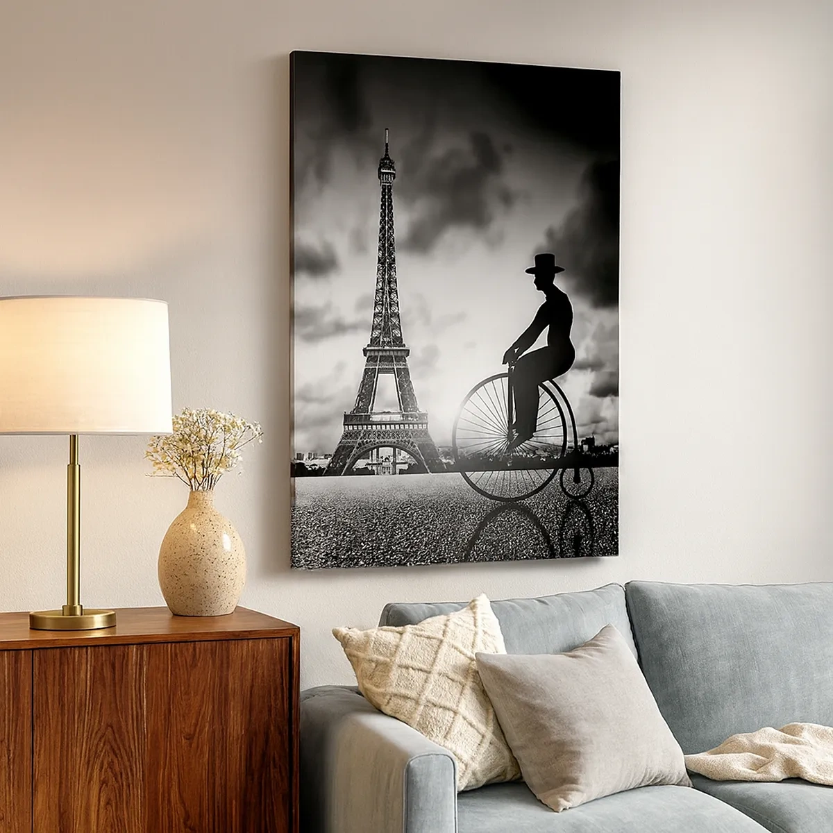 Quadro su tela - Stampe su Tela - Immagine in bianco e nero di una bicicletta retrò con la Torre Eiffel sullo sfondo - 50x70cm - Nostalgia della Belle Epoque - Decorazione murale moderna per soggiorno e camera da letto ARTTOR