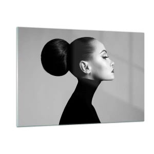 Quadro su vetro - Donna elegante in nero su sfondo grigio - 120x80cm - La Nefertiti di oggi - Decorazione murale moderna per soggiorno e camera da letto ARTTOR
